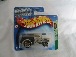 Hot Wheels 2004 Treasure T-Hunt 7/12 Morris Wagon Sealed In Card