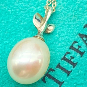 Tiffany & Co. Olive Leaf Pearl Pendant Necklace 16" Elsa Peretti 2.4g - Picture 1 of 17