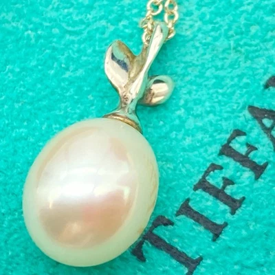 Collar colgante de perlas hoja de olivo Tiffany & Co. 16" Elsa Peretti 2,4 g Foto 1 de 4