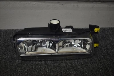 LAND ROVER RANGE ROVER LUZ ANTINIEBLA FABRICANTE DE EQUIPOS ORIGINALES] Foto 1 de 4