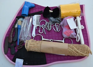 Sattelunterlage, Sattelzubehör, Putzsachen, Reitsport, neu, Restposten Set 1205 - Bild 1 von 1