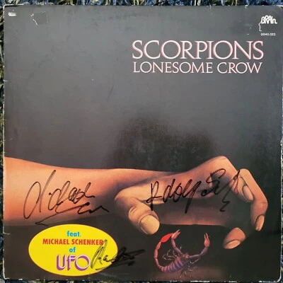 SCORPIONS - Autogramme auf der "LONESOME CROW" LP - Bild 1 von 4