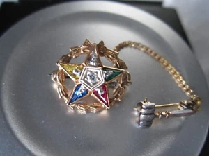 VINTAGE 10K GOLD GENUINE DIAMOND SAPPHIRE EMERALD EASTERN STAR FREE MASON BROOCH - Picture 1 of 17