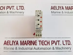 Omron H3DS-ML Series DIN Rail Mount Timer Relay 0.1S-120H 250VAC 30VDC-5A-RES - Picture 1 of 6