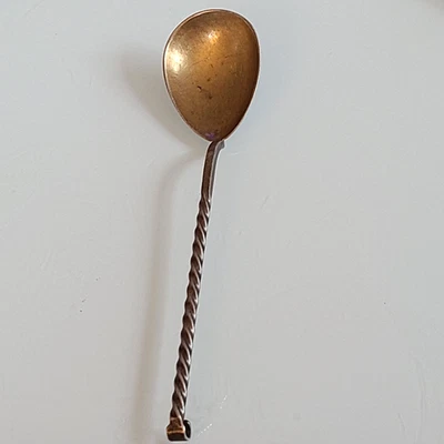 Cuchara con mango retorcido de 6" marca J6Met latón tono plata mediados de siglo URSS JAM SERVER Foto 1 de 4