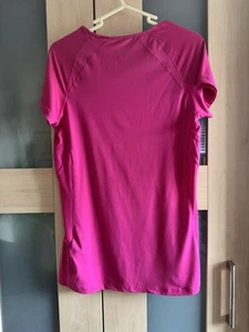 LA Gear Women's Cerise Pink T-Shirt Size 12 - Picture 1 of 1