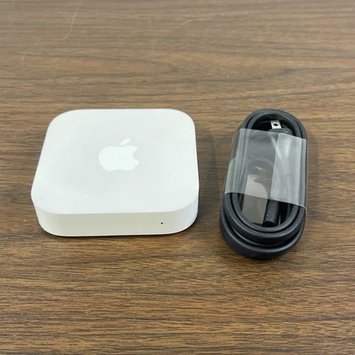 Маршрутизатор базовой станции Apple AirPort Express A1392 Wi-Fi — черный шнур питания - Изображение 1 из 4