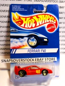 1995 HOT WHEELS RED FERRARI F40, W/ GOLD LACE RIMS, HW #13582 INTERNATIONAL CARD - Picture 1 of 12