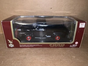 Road Legends 1953 Ford Pick Up 1:18 Scale Diecast Toy Truck - Picture 1 of 12
