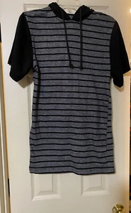 OT Revolution Men’s Hooded Shirt Pullover Striped Gray & Black Size Small - Picture 1 of 6