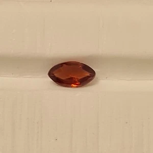 Bodenfund/ Edelstein/Granat/Kristall/Mineral/ Investition/ Schmuck/ Heilstein - Bild 1 von 6