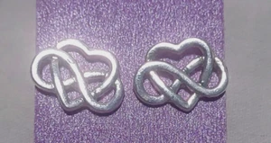 Pendientes Corazón Infinito Celta Tono Plata Nuevos - Imagen 1 de 3