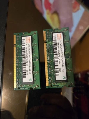 Hynix 512 MB 2Rx16 PC-4200S-444-12 - Image 1 of 2
