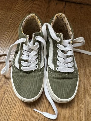 FURGONETAS para niños talla 11 Foto 1 de 4