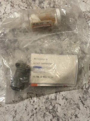 1 ea Sealed Bag MS3126F12-3P  3 Pin Circ Conn Plug - Image 1 of 2