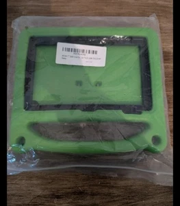 Universal Kids Green Hard Case & Stand For 7in Tablet New - Picture 1 of 4