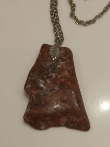 Old Pawn 1970's Red Forest Petrified Wood Gemstone Shard Pendant Necklace - Picture 1 of 2