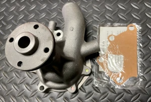 ITM Engine Water Pump - 28-01513 / 16100-61041 - For Toyota Land Cruiser 1977-78 - Picture 1 of 3