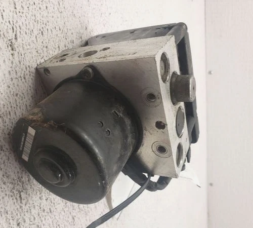2001-2003 Toyota Tundra Anti Lock Brake Pump Assembly OEM - Image 1 of 1