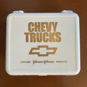 Vintage Chevy Trucks Marke Johnson & Johnson Erste Hilfe Pflegeset NEU - Bild 1 von 3