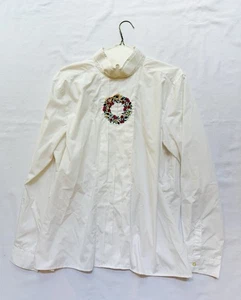 Vtg Men Embroidered Christmas Wreath White Shirt Accordion Bottom-back Size 16 - Picture 1 of 10
