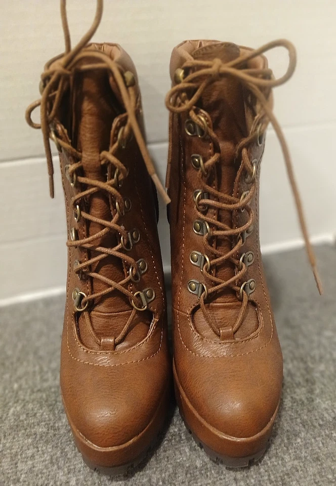 Botines de plataforma JustFab Linanyi para mujer marrón con cordones de 5" tacón alto talla 7 de EE. UU. Foto 1 de 4