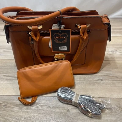 Diophy Los Angeles Large Handbag Purse With wallet. - Image 1 of 4
