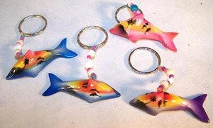 12 LLAVERO DE DELFINES DE MADERA PINTADA A MANO delfines de madera a granel para hombre mujeres - Imagen 1 de 1