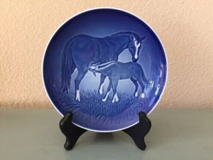 "Placa de caballo y potro 1972 B & G Bing Grondahl Copenhague Día de las Madres-- azul 6" - Imagen 1 de 3