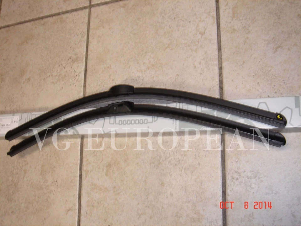 Mercedes-Benz CL Genuine Front Window Wiper Blade Set NEW CL500 CL550 CL63 CL65 - Image 1 of 1