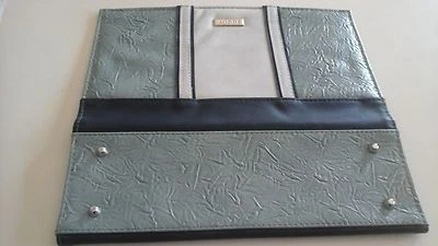 JODI SHELL MICHE BEIGE, NEGRO, VERDE, PARA BOLSO CLÁSICO  Foto 1 de 2