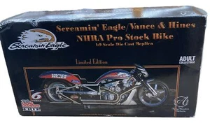 Racing Champions Screamin Eagle Vance & Hines 1:9 Pro Stock Bike NHRA Motorcycle - Picture 1 of 2