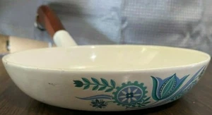 Vintage Prizer Ware Cast Iron Enamel Pan Blue Tulip w Wood Handle Rare 1950s 60s - Picture 1 of 5