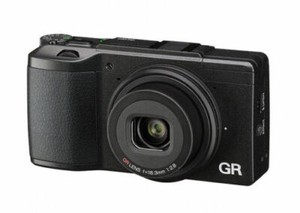 Ricoh GR II Digital Neuware vom Fachhändler GRII  +Zubehörpaket GC-5 / 32GB