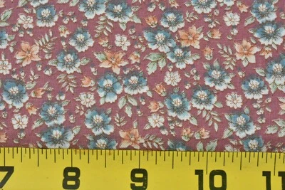 Por 1/2 yarda, Vintage, Azul y Melocotón Calicó en Malva Edredón Algodón, V189 Foto 1 de 4