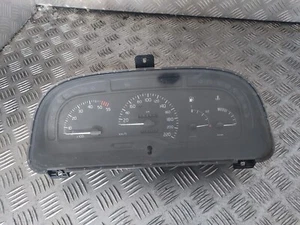 Bloc Compteur - RENAULT LAGUNA I (1) 2.2L D 83CV 363,405KMS - Réf : 7700844751 - Picture 1 of 5
