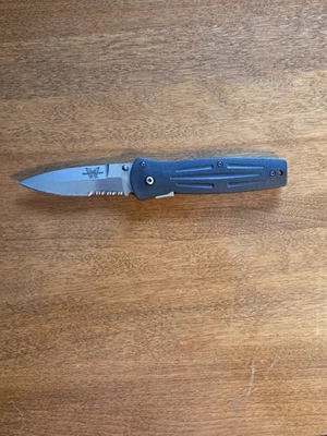 OG  80's Mel PARDUE Benchmade 350 Pocket Knife 1/2 Serrated - Image 1 of 4