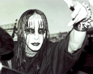 Slipknot - Joey Jordison - 16x20 Poster - Tattoo the Earth 2000 Concert Photo - Picture 1 of 2