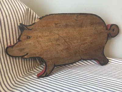 Antigua TABLA DE CORTAR CERDO DE GRANJA EN MAL ESTADO USADA Arte Popular Primitivo 20x10 ¡CHIPPY! Foto 1 de 4