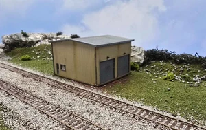 N Scale Industrial Steel Garage 1:160 Building - Picture 1 of 7