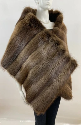 Beautiful Brown Long Haired Beaver Fur Wrap Shawl Poncho - New Satin Lining - Image 1 of 4