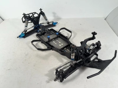 Chasis deslizante de camión Team Associated SC5m 1/10 2x2 usado recorrido corto Foto 1 de 4