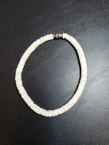 Vintage Surfer Hawaiian Round Puka Shell Bracelet ~9" - Picture 1 of 6