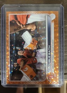 2022 Topps Series 1 Parallel Orange Foil Board #073/299 Red Sox Double Bath 