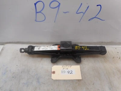 2004 FORD ESCAPE TRANSMISSION COOLER - Image 1 of 3