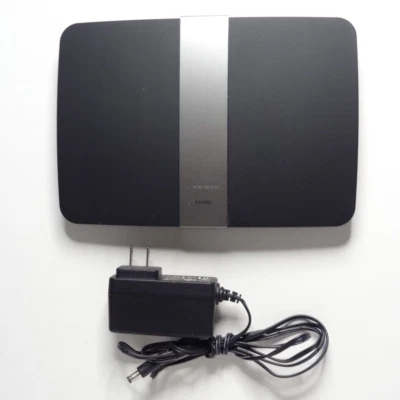 Cisco Linksys EA4500 450 Mbps Gigabit Dual Band Wi-Fi Wireless N900 Router - Image 1 of 4