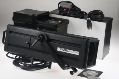 HENSEL Flash 3000 Outfit mit Hensel Box - Bild 1 von 4