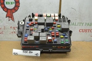 2000-2002 Chevrolet Tahoe Fuse Box Junction 1520192802 Module 45-9D3 - Picture 1 of 4