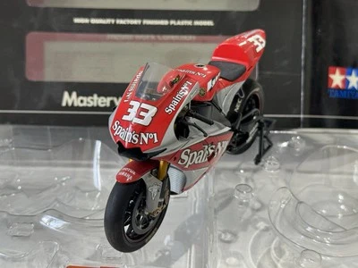 Tamiya Masterwork 1/12 Yamaha M1 N 33 Melandri 2004 Item 21033-7800 - Immagine 1 di 4