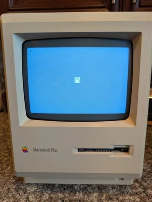 Vintage 1987 Apple Macintosh Plus 1MB M0001A Computer - Power Tested - Bild 1 von 4
